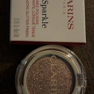 Clarins Ombre Sparkle Eyeshadow in glittery finish-102 Peach (Sold out color)